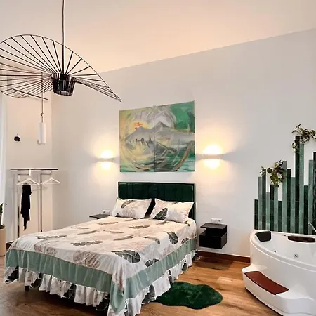 Portico 32 Bed & Breakfast Naples Exterior photo